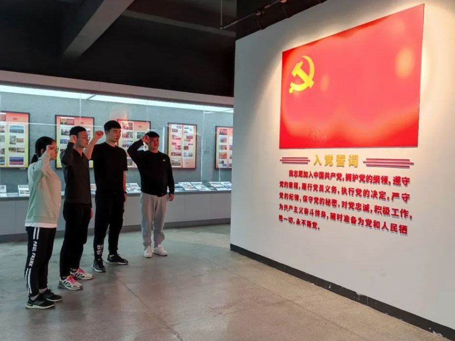 thumb_1703815892834081